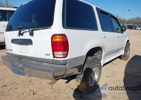 2000 Ford Explorer Xlt from USA, damaged, VIN 1FMZU73E8YZB69973
